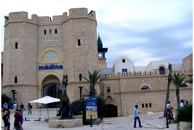 1 day excursion Tunis Sidi Bousaid Carthage departure from Sousse - Stop 3: Medina of Tunis city-center walking through the maze