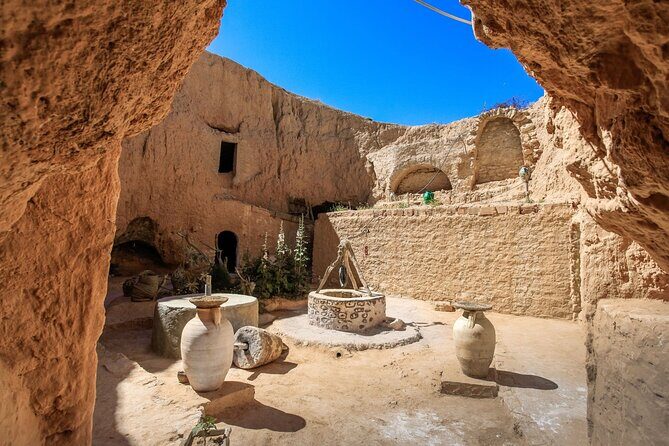 2-Day Tunisian Sahara Tour with Food & Stay from Hammamet - Key things to know before you go