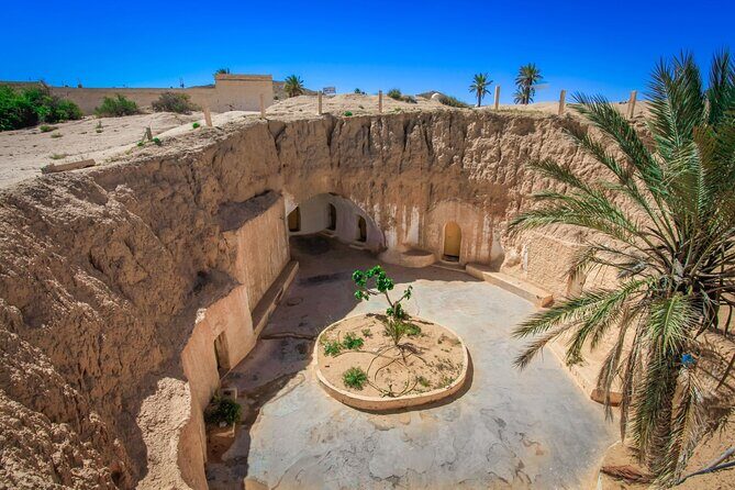 2-Day Tunisian Sahara Tour with Food & Stay from Sousse - The big reality check: early starts and long driving days