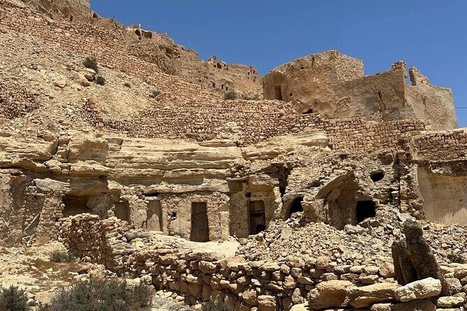 2 Days Private Tour to Ksar Ghilane: Night in Tent - Matmata: troglodyte houses you can actually visit, plus Lars Farm