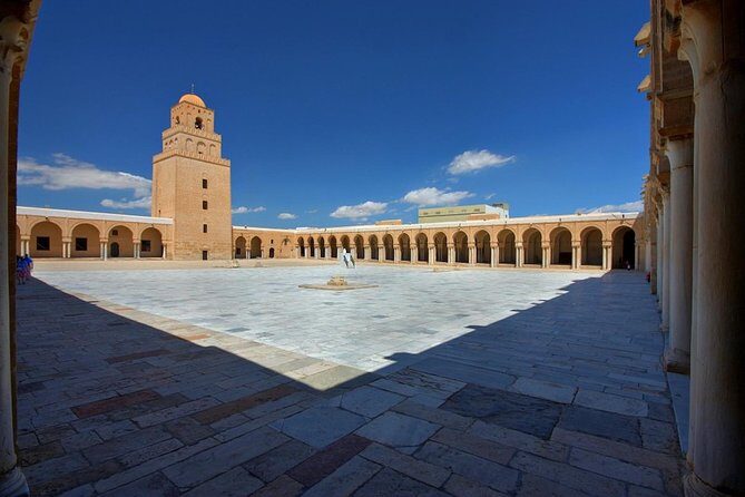 4 Days Tunisia Discovery Private Tour - Day 3: Matmata Troglodytes, Ksar Hadada, and Chenini’s Mosque
