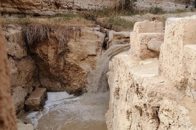 A Private Night at Desert Douz Tozeur - Temegza Waterfall and the Water Moment