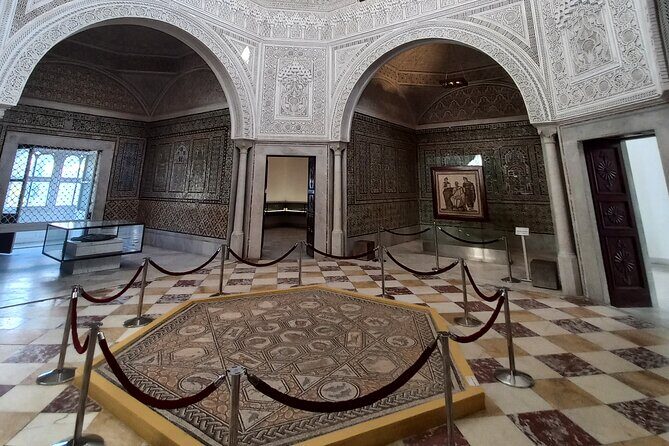 Daytrip Carthage Sidi Bousaid Bardo and Tunis Medina - Medina of Tunis Stop 6: Souqs, doors, hammams, and mosques