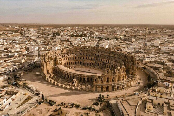 Explore Tunisia in Depth:The Private Grand Tour in 8 Days - Landing in Tunis: The comfort of being met right away