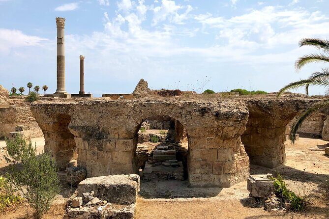 Explore Tunisia in Depth:The Private Grand Tour in 8 Days - Matmata’s underground house and El Jem’s UNESCO amphitheatre