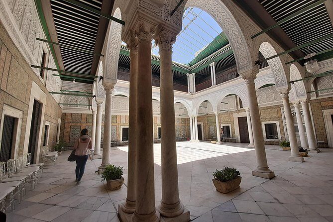 Guided tour in the UNESCO world heritage Medina of Tunis - Dar Lasram and the medina’s domestic architecture