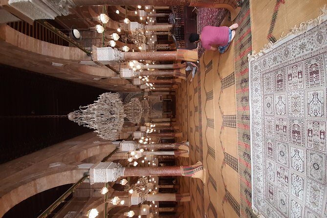Guided tour in the UNESCO world heritage Medina of Tunis - Dar El Jeld and Rue du Pacha: monument street where the medina shows its layers