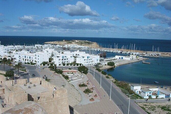 Private and Guided Tour to Kairouan and El Jem and Monastir - Stop 2: Medina of Kairouan, souks plus a real food moment