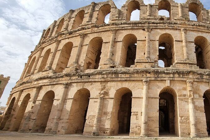 Private Half Day Tour Roman Coliseum EL JEM - Stop 1 — Amphitheatre d’el Jem: How to Use Your Hour Best