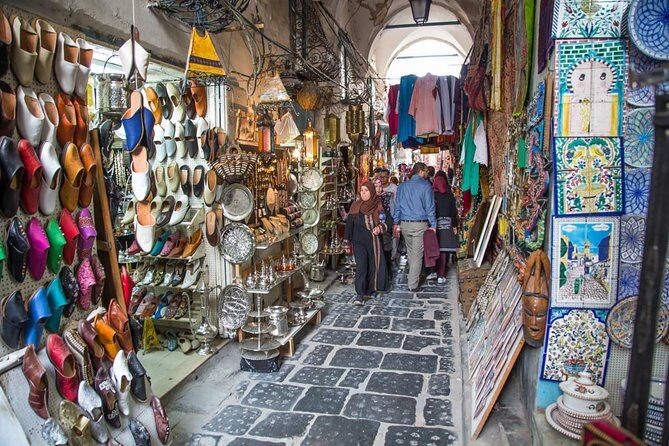 Tunis, Sidi Bousaid and Carthage Day Trip from Monastir - Sidi Bou Said: flowers, vines, and cliff views that feel like a postcard